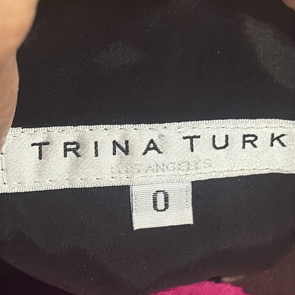 (T2) Trina Turk Pink Sheath Dress with Bell Sleeves, size 0 - Picture 14 of 16